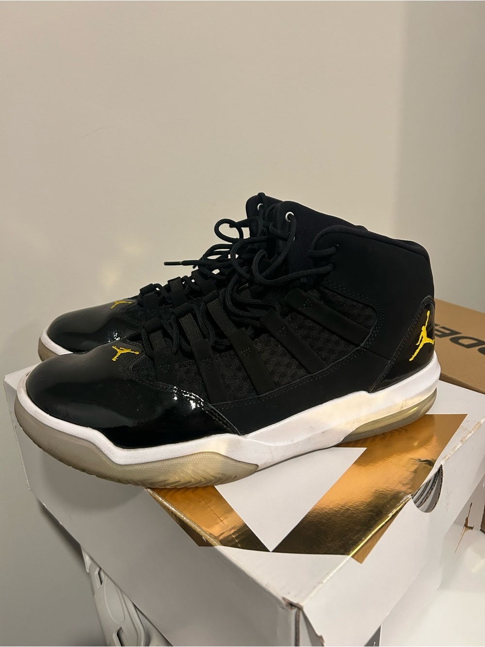 Jordan’s Max Aura